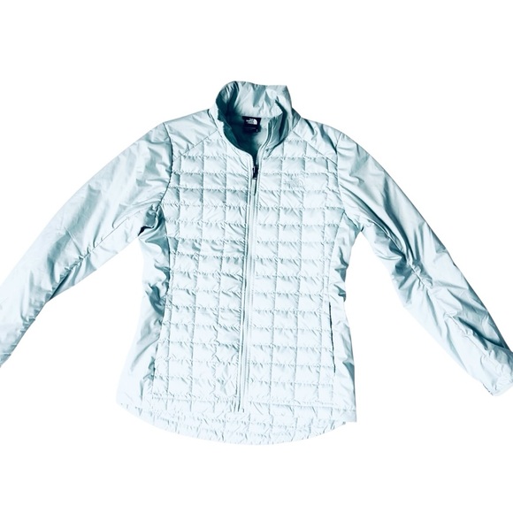 The North Face Women’s ThermoBall Eco Jacket Medium Light Blue Quilted Puffer - Picture 1 of 11